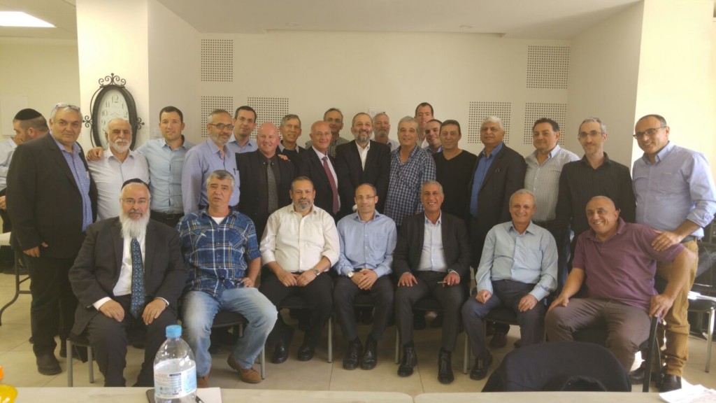 השר דרעי: "תושבי יו"ש מגנים בגופם על מדינת ישראל".