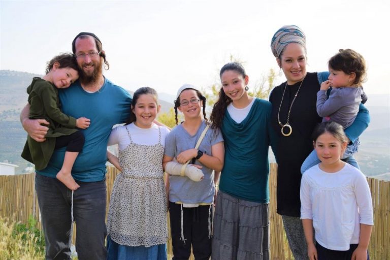 יצהר לאלוף הפיקוד: "קשר עם מערכת הבטחון – רק בשיתוף אלקנה פיקאר"